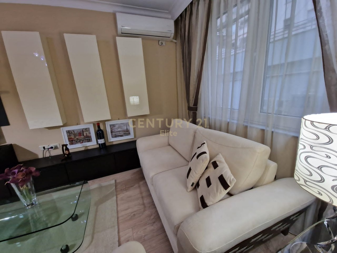 1+1 apartment for rent near Blloku
