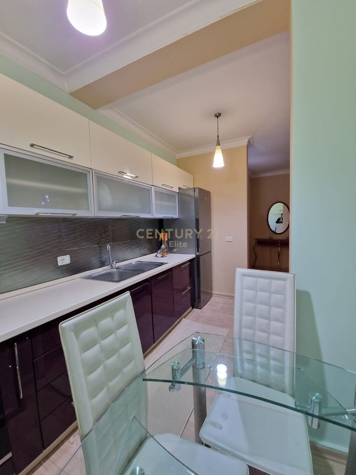 1+1 apartment for rent near Blloku
