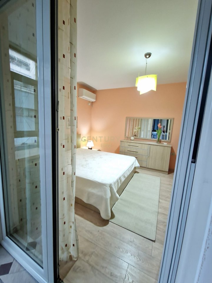1+1 apartment for rent near Blloku