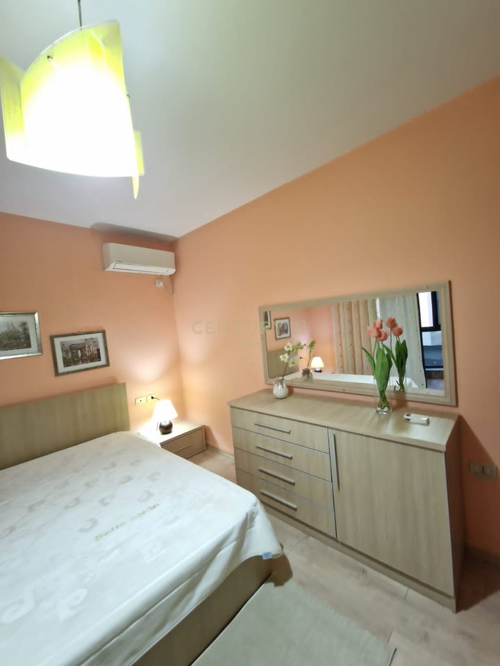 1+1 apartment for rent near Blloku