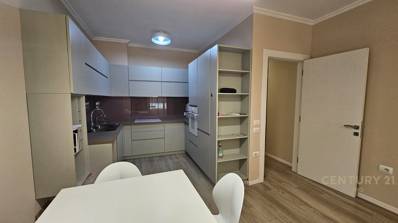 APARTMENT 2+1 WITH PARKING IN KODRA E DIELLIT.