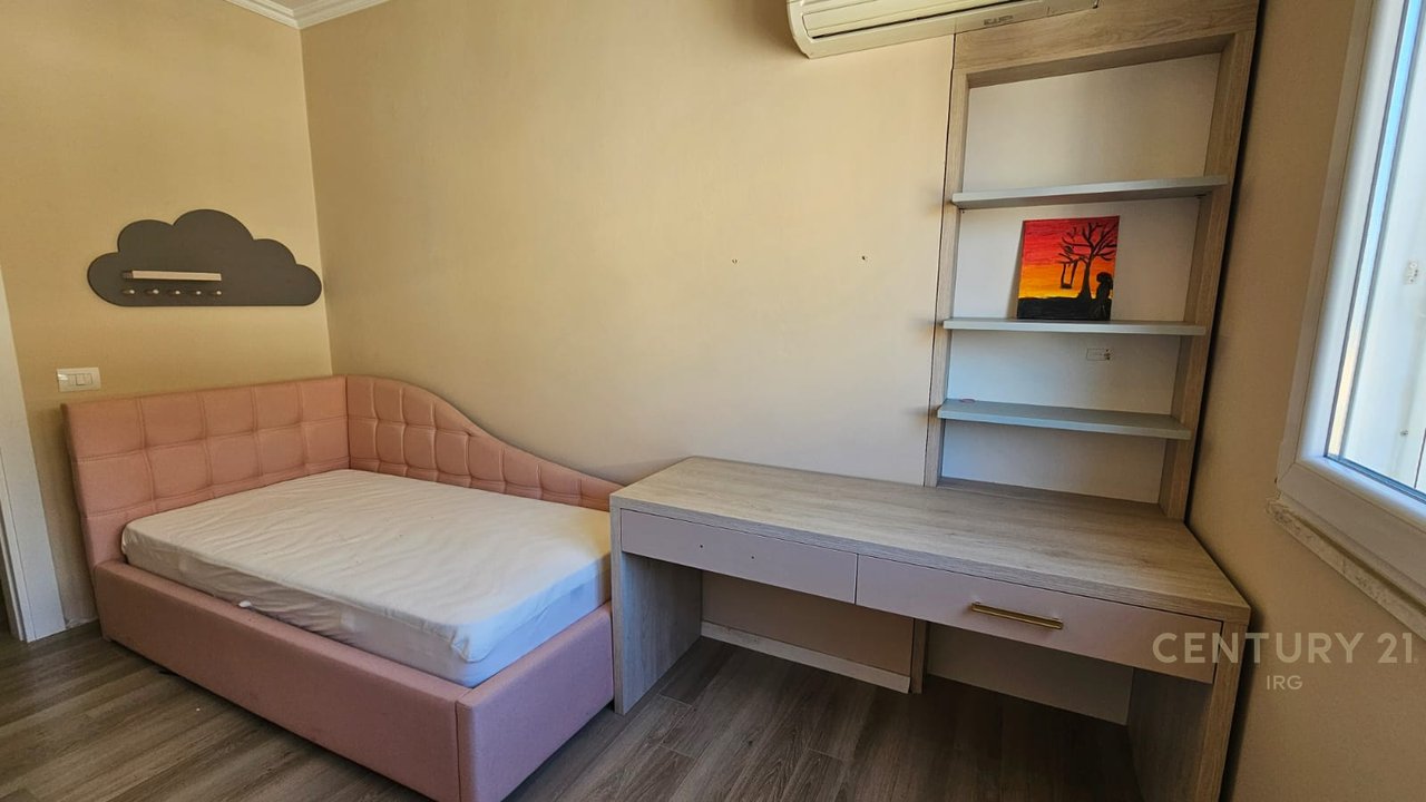 APARTMENT 2+1 WITH PARKING IN KODRA E DIELLIT.