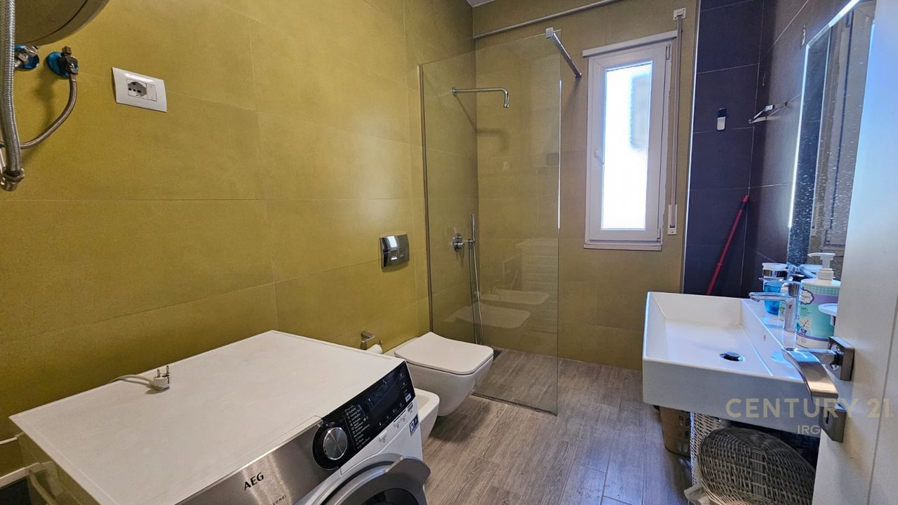 APARTMENT 2+1 WITH PARKING IN KODRA E DIELLIT.