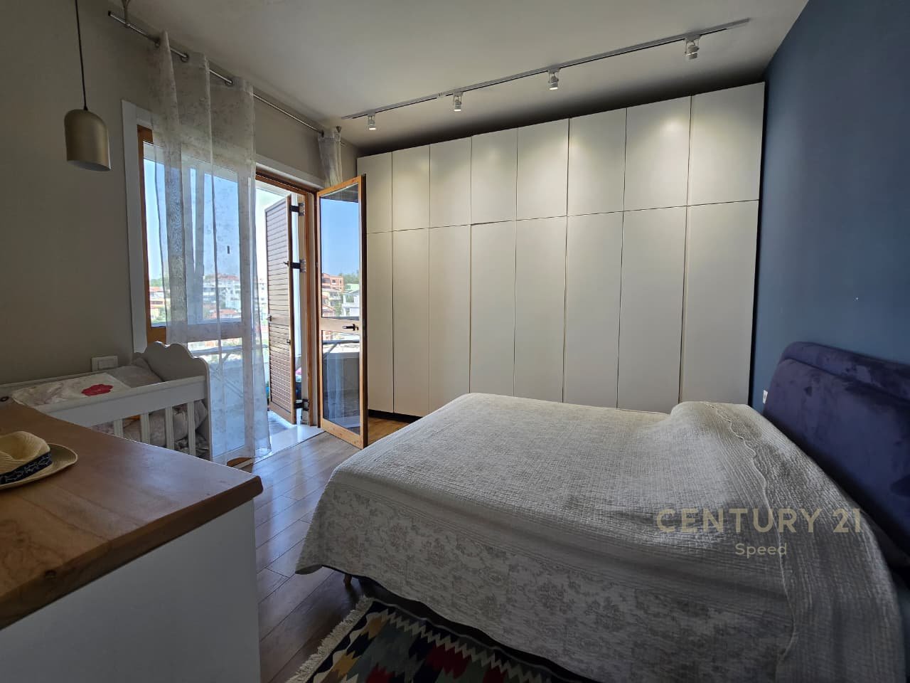 For rent 3+1+2 + Parking space in Sauk te Ri!!