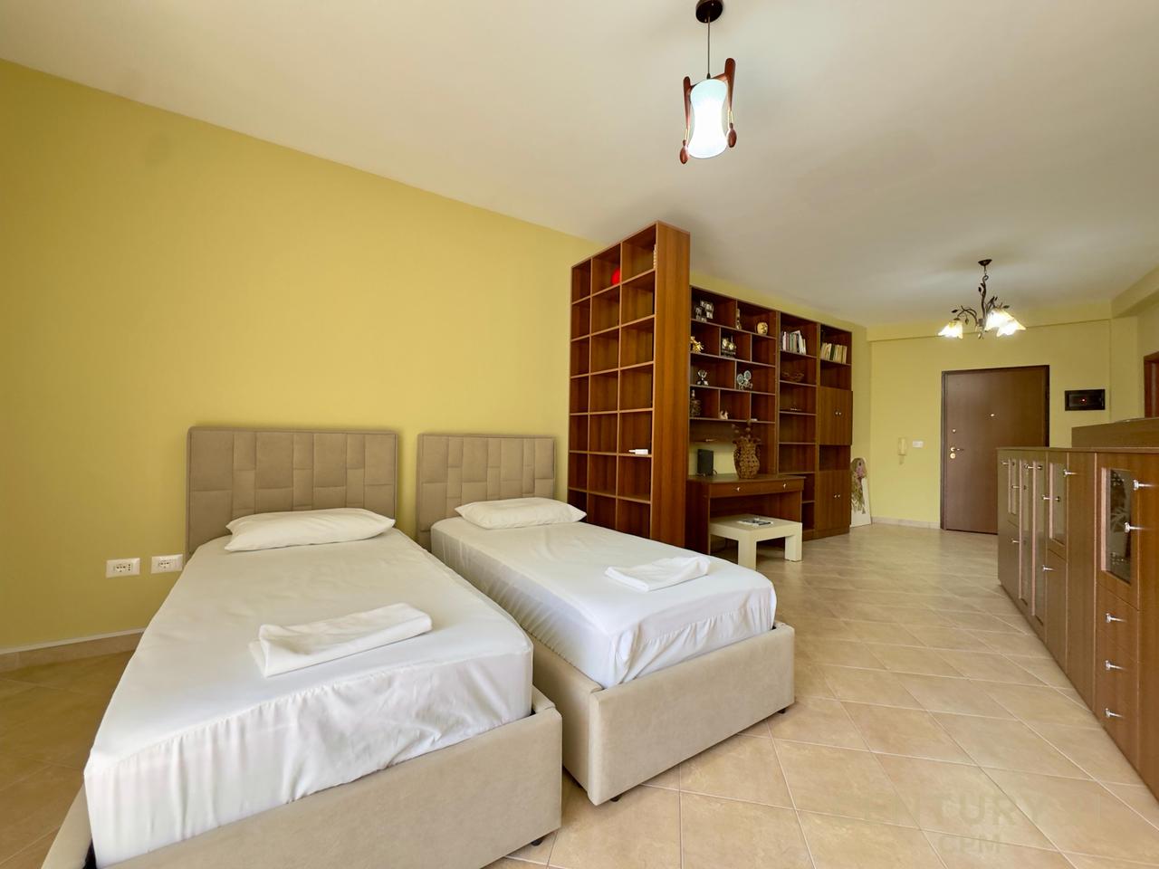 DUPLEX 2+1+2 PER QIRA PRANE KOMPLEKSIT "HALILI", RRUGA E DIBRES!