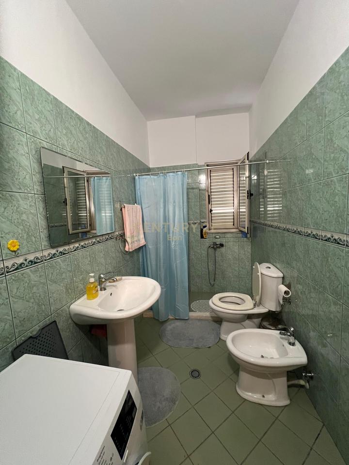 Apartament 2+1 Me Qira në Lagjen nr.5, Durrës !