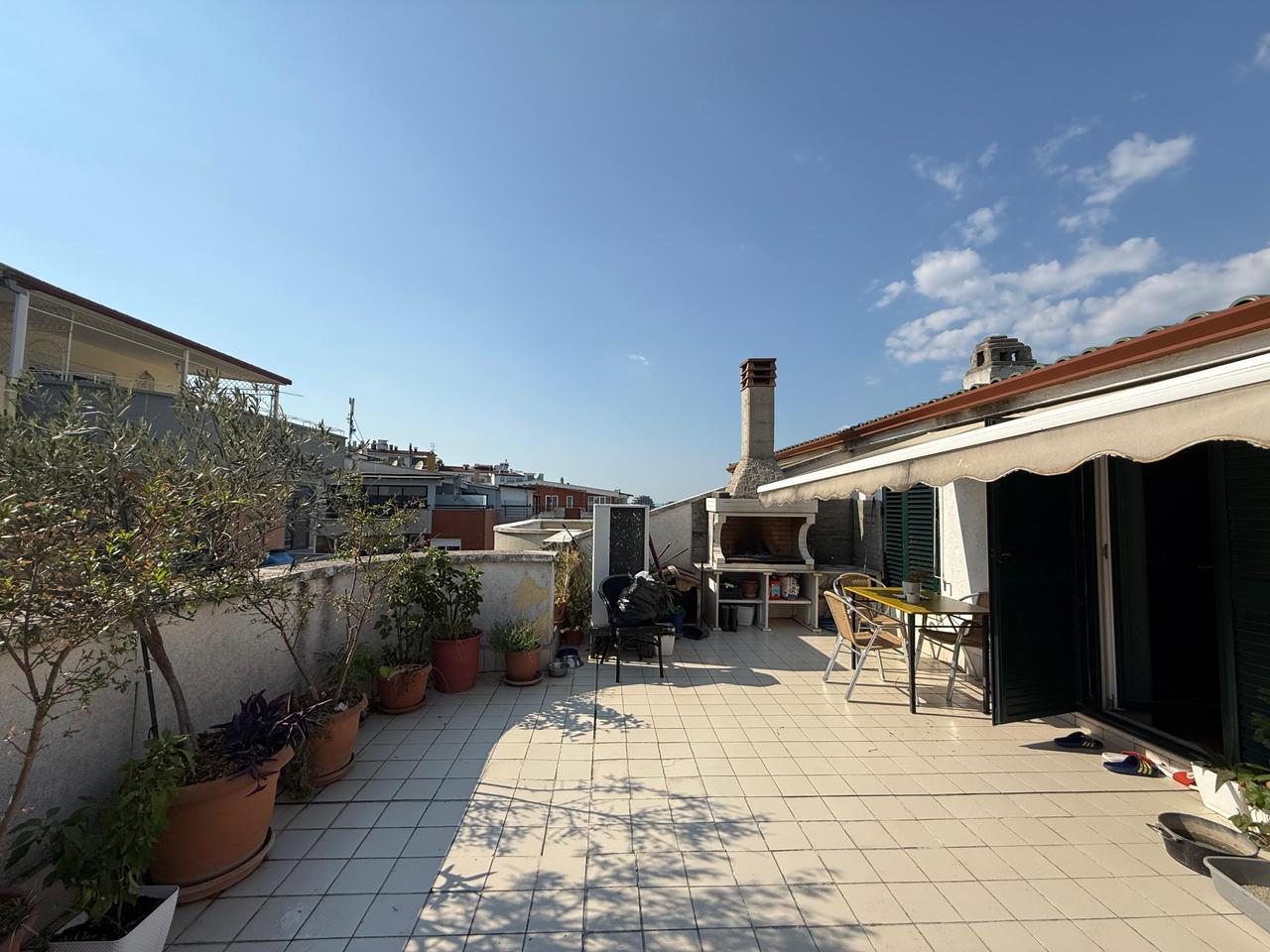 FOR SALE Luxury Duplex 3 + 1 + 2 + veranda + parking space near the Dry Lake!