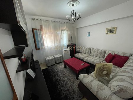 Apartament 1+1 Për Shitje prane Spitalit , Durrës !!!