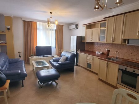 🏢 Apartment 2+1 for Rent in the Heart of Tirana – 75,000 Lek NET
