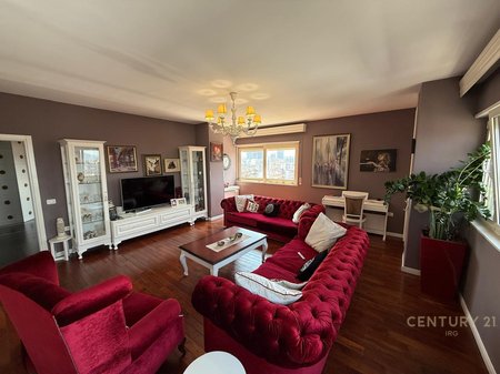 Penthouse ne Shitje te Rruga Panorama