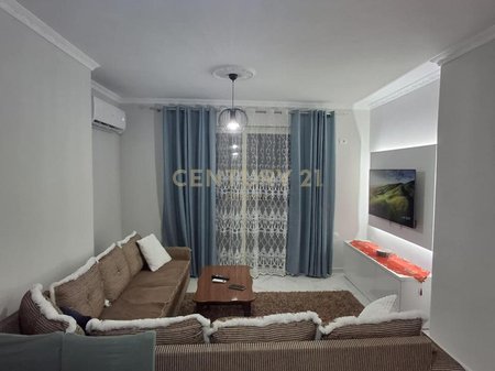 JEPET ME QIRA APARTAMENT 2+1 RROTA KUQEE PLAZH DURRES !