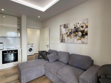 Shitet apartament 1+1 ne Qerret, 150 m larg detit!!