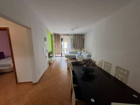 APARTAMENT 2+1+2  PER QIRA TEK MBIKALIMI I KOMUNES SE PARISIT!