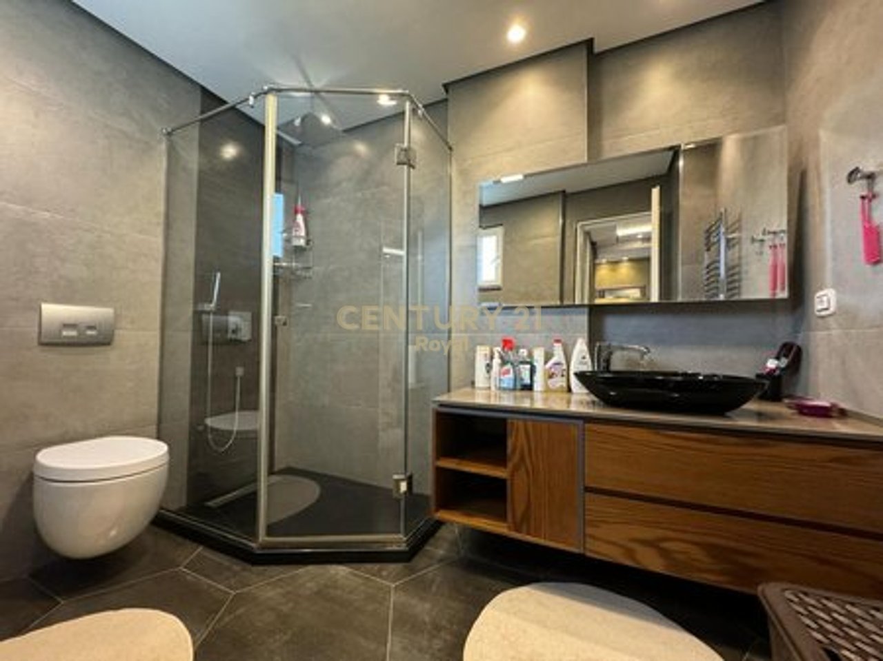 3+1+2 apartment for rent in Fresk