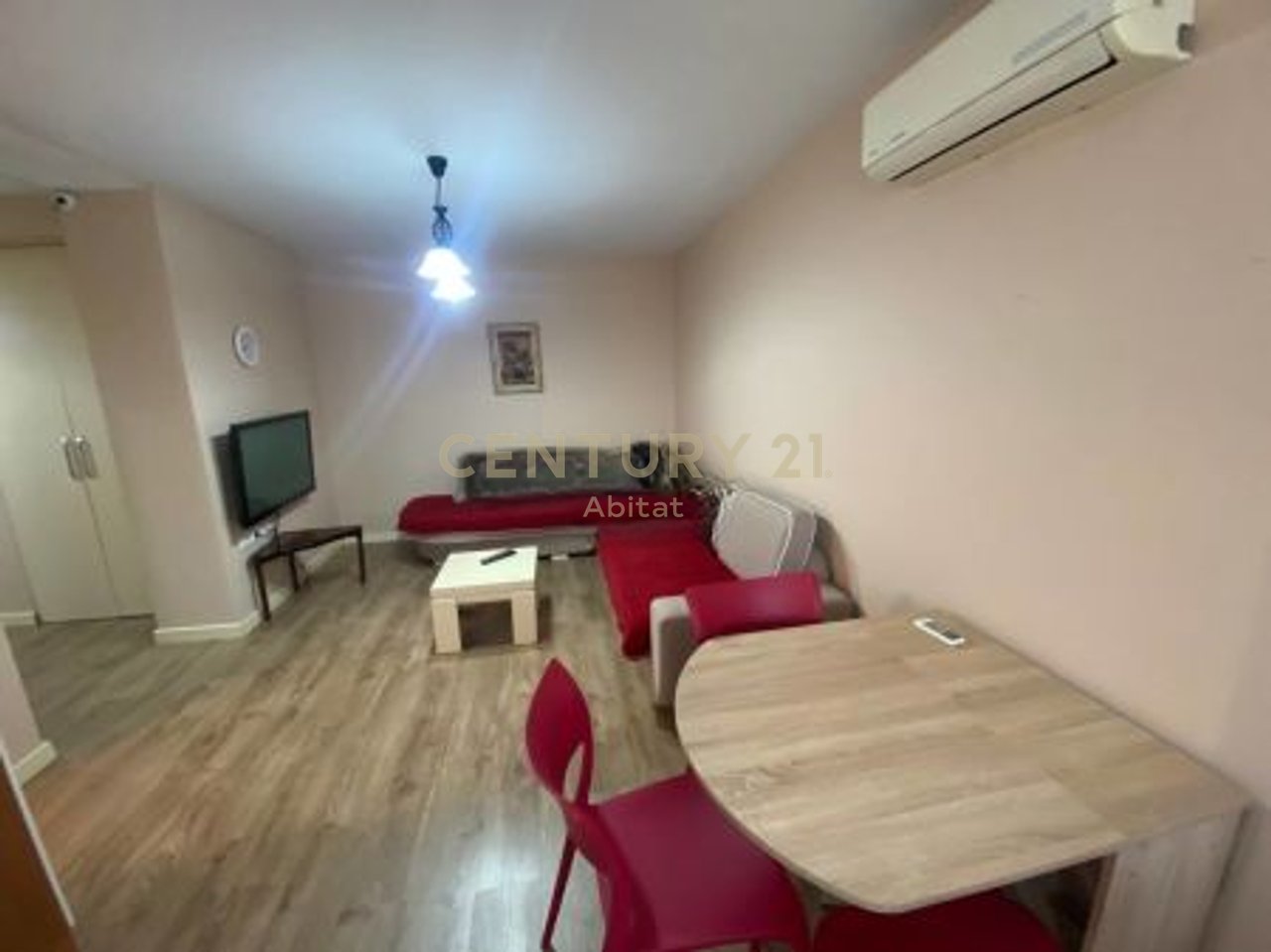 APPARTAMENTO 1+1 IN AFFITTO IN VIA ELBASANI