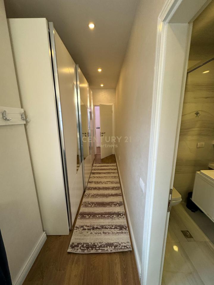 Apartment 3+1+2 for rent & 2 parking spaces in Fresk