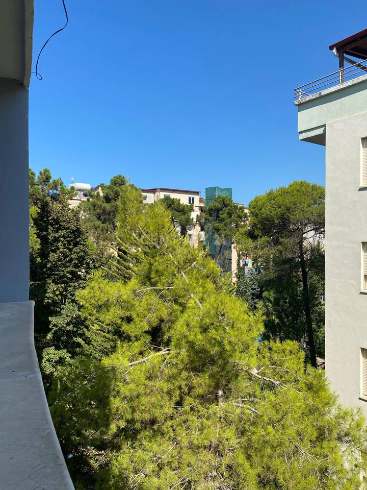SHITET APARTAMENT 2+1+2  NE GOLEM  TEK KOMPLEKSI FRESKIA !