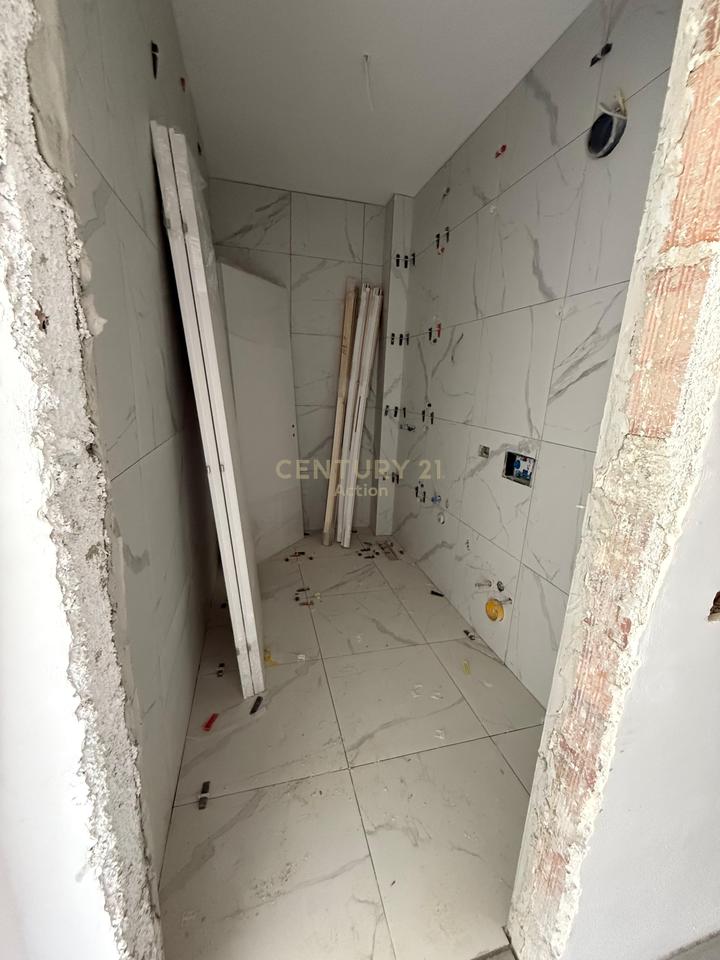 SHESIM APARTAMENT 1+1+POST PARKIMI,QTU!