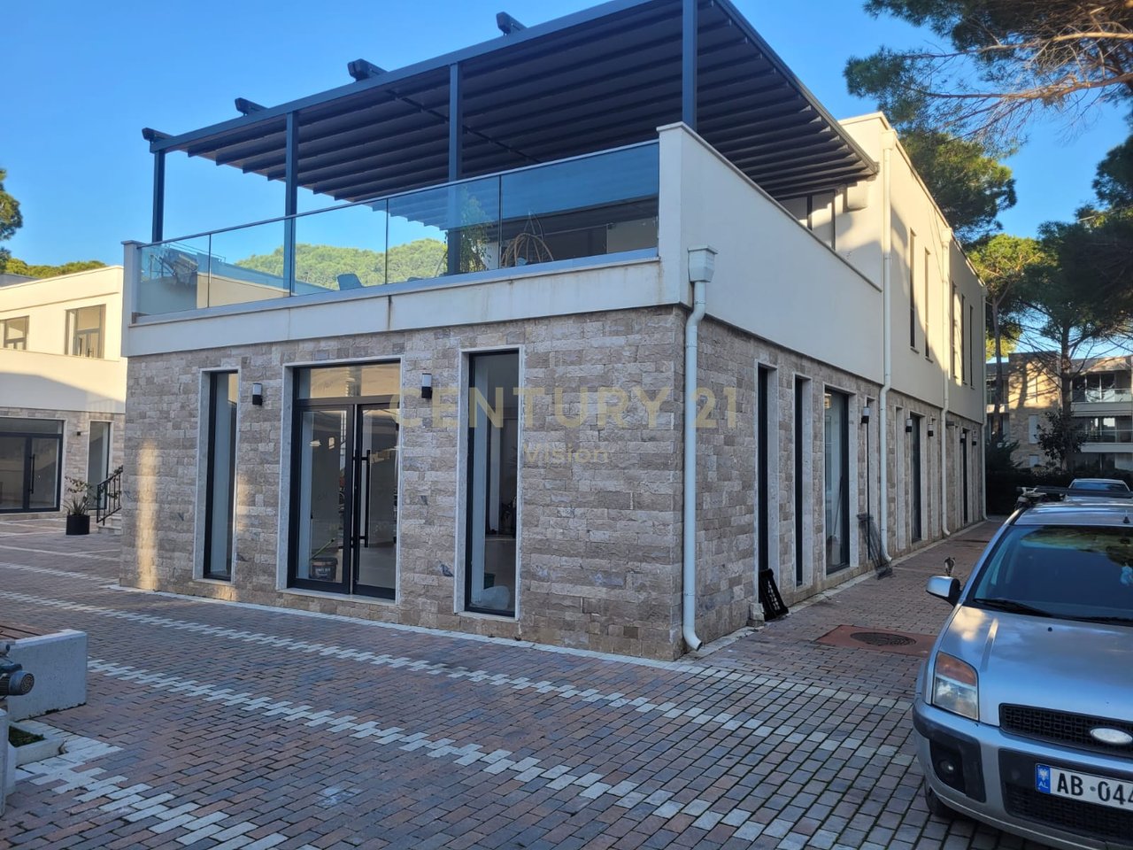 Locale commerciale in affitto al San Pietro Resort, Gjiri i Lalzit, Durrës | 26 m²