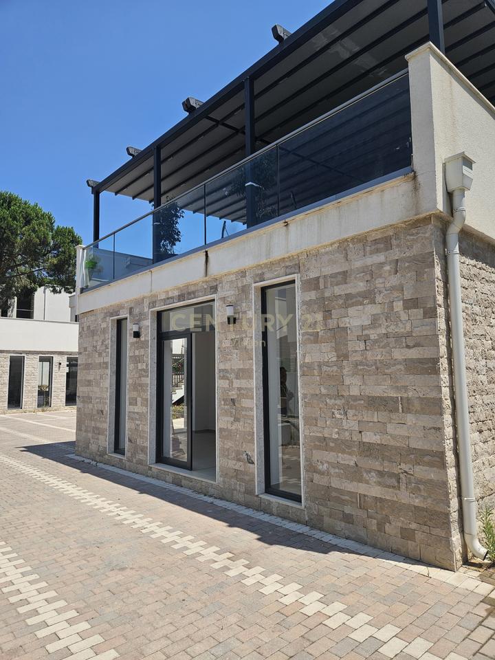 Locale commerciale in affitto al San Pietro Resort, Gjiri i Lalzit, Durrës | 26 m²