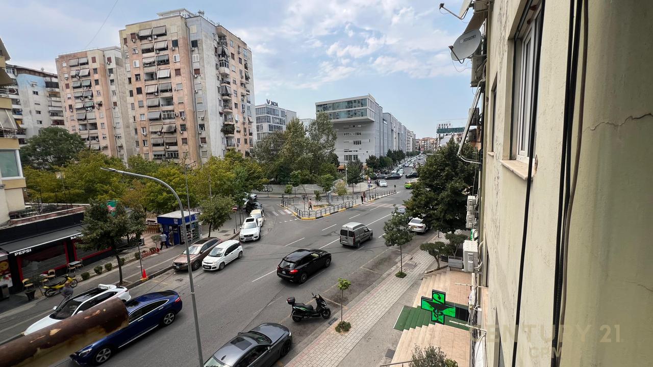 IN THE HEART OF THE PARIS MUNICIPALITY, WE ARE SELLING A 2+1 APARTMENT