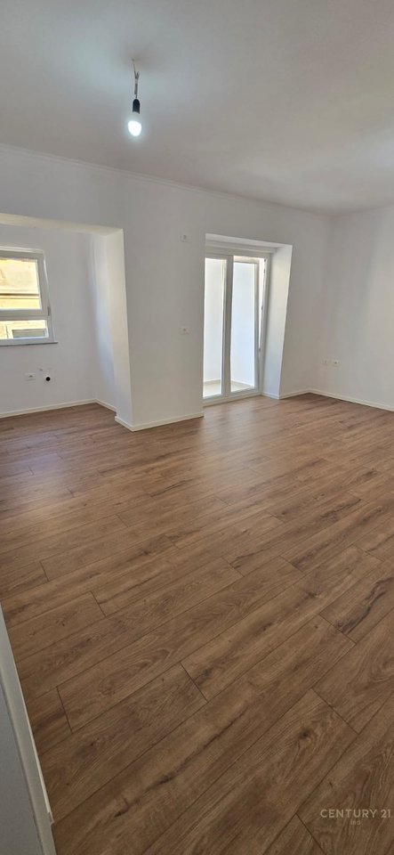 Apartament 1+1 në Shitje pranë Ministrisë së Drejtësisë
