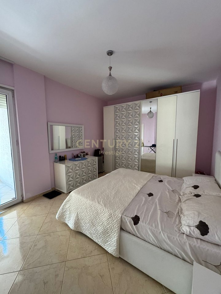 APPARTAMENTO 2+1+2 IN AFFITTO, NELL'AREA DI FRESKU, TIRANA!