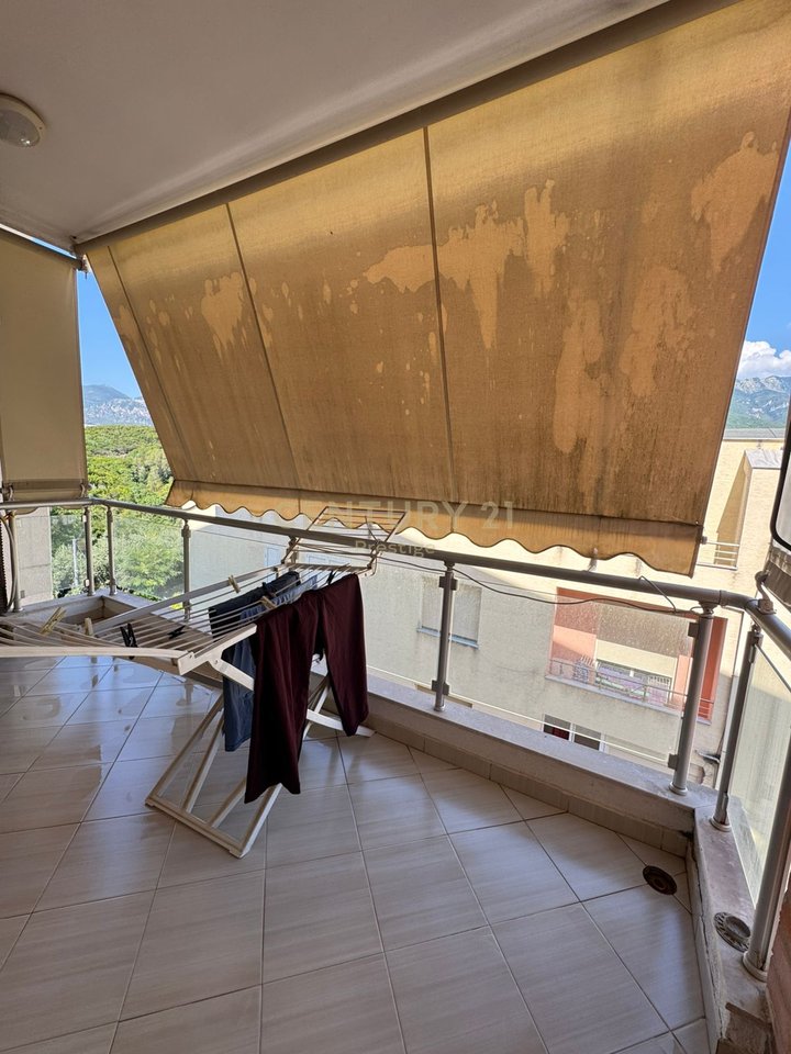 APPARTAMENTO 2+1+2 IN AFFITTO, NELL'AREA DI FRESKU, TIRANA!
