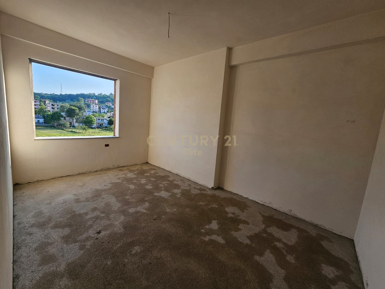 Apartament 2+1+2+Post parkimi për shitje në Astir!