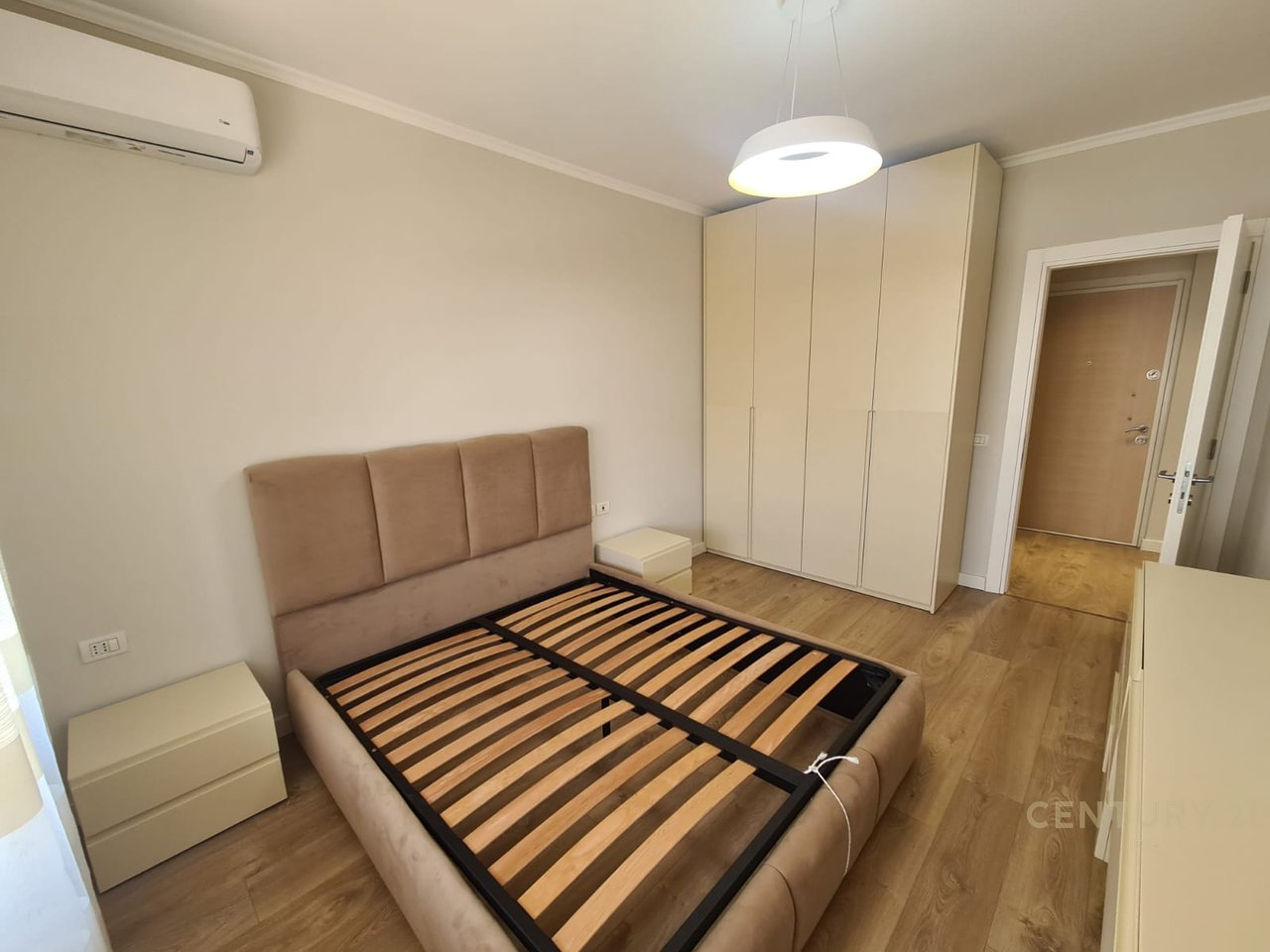 APARTAMENTI 2+1 TEK KOMUNA E PARISIT!
