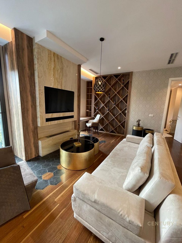 Luxury 1+1 Apartment + Parking Space at Park Gate!
