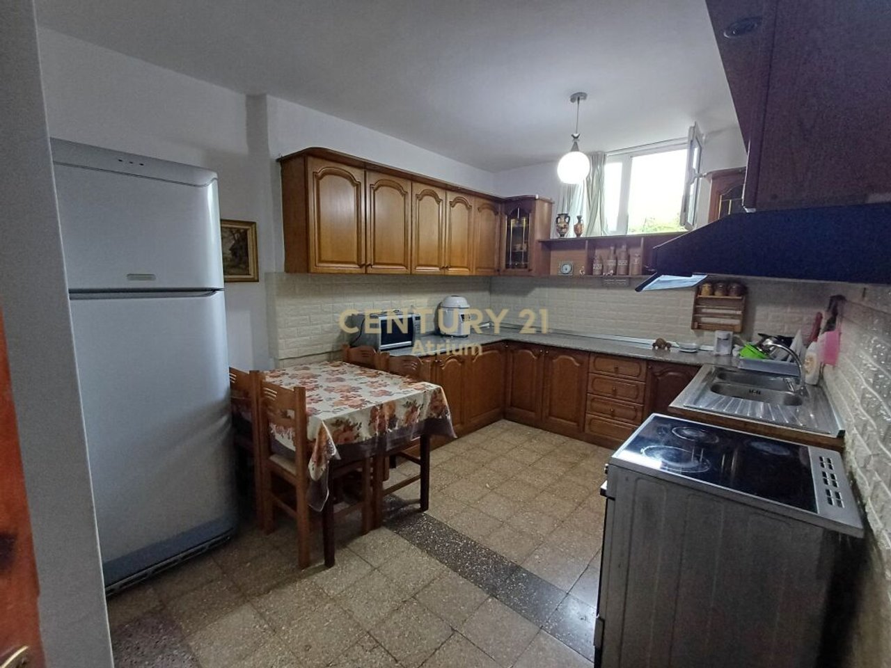 APPARTAMENTO 3+1 IN AFFITTO VICINO ALLA TOMBA DI BAMIT!