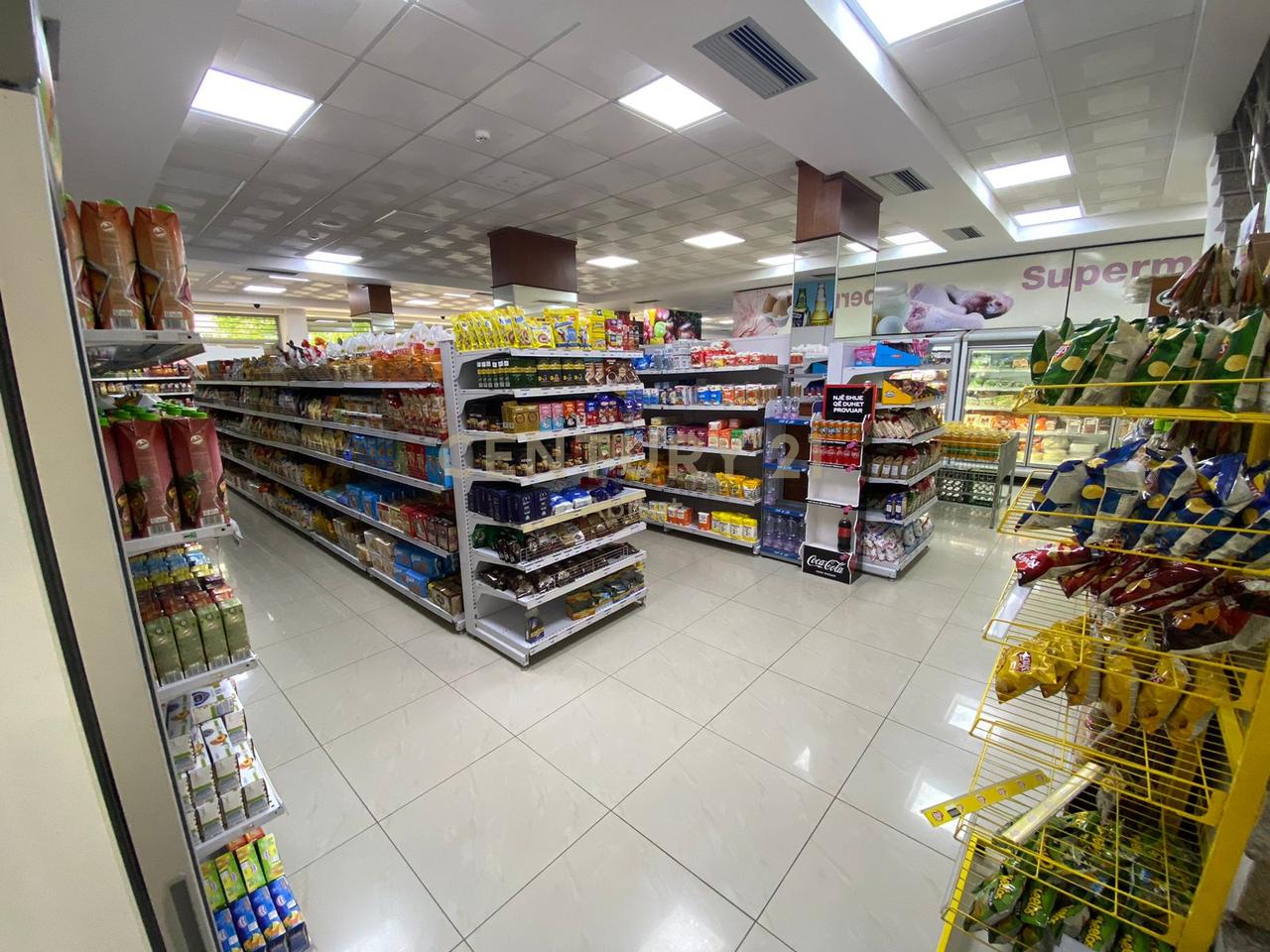 COMMERCIAL SPACE FOR SALE - (3 FLOORS) - Transballkanike, Vlore