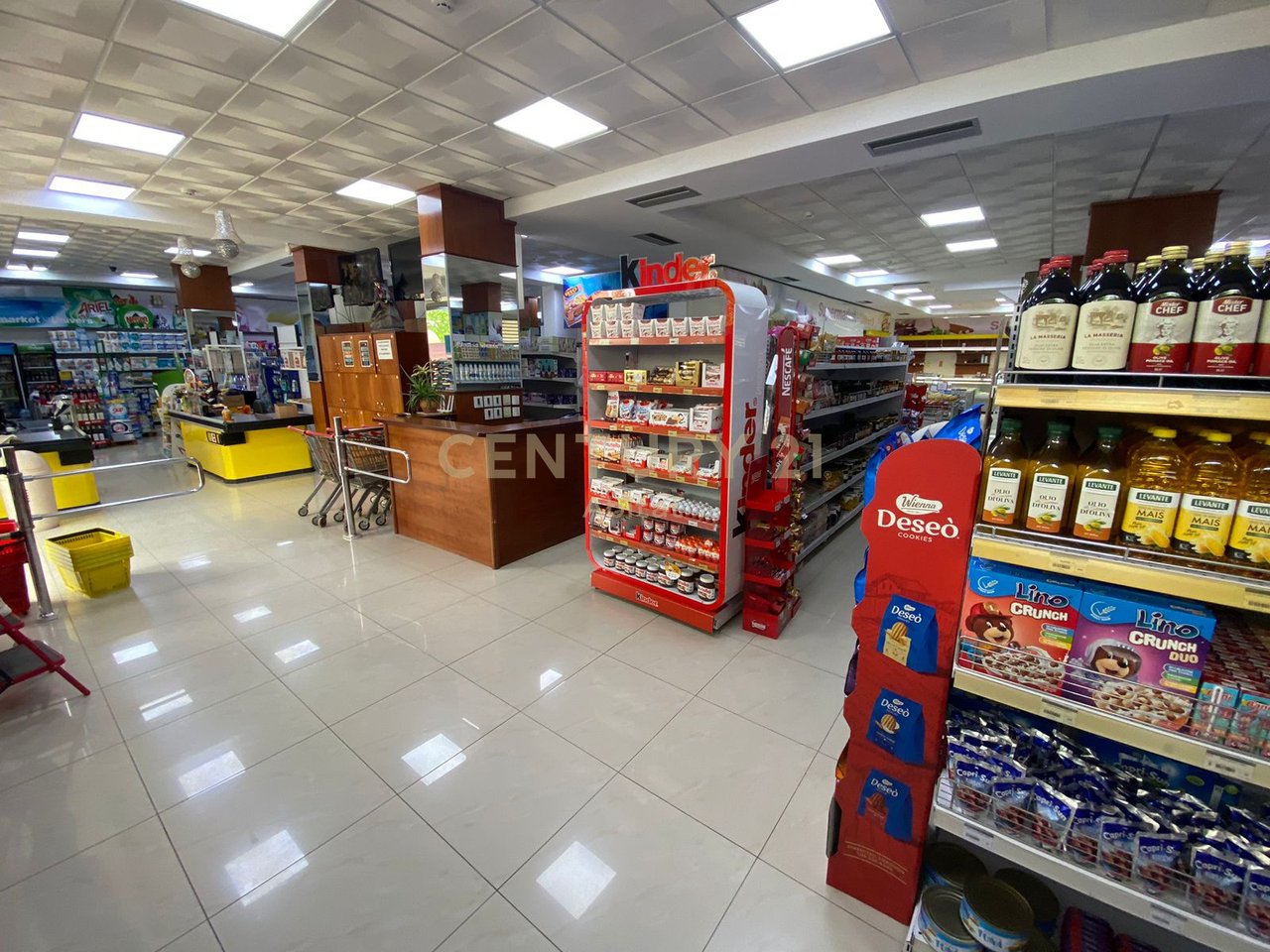 COMMERCIAL SPACE FOR SALE - (3 FLOORS) - Transballkanike, Vlore