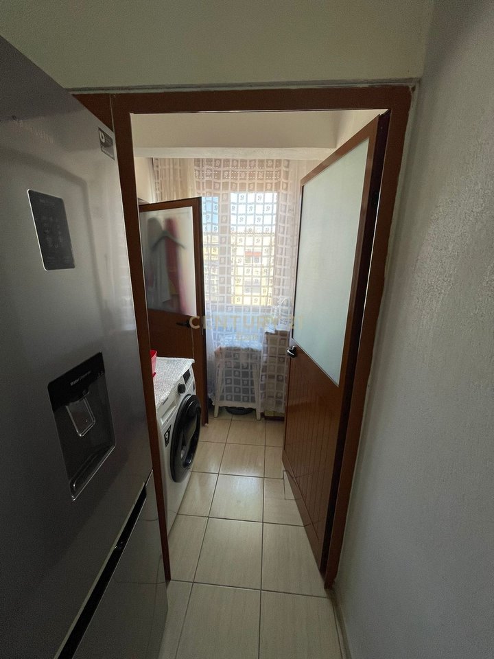 Apartament 1+1 Për Shitje prane Spitalit , Durrës !!!