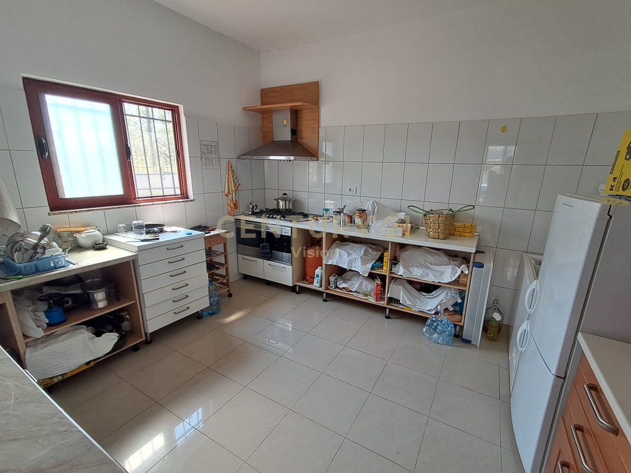 4-story hotel + 2400 m2 plot for sale in Shengjin | 2400 m²