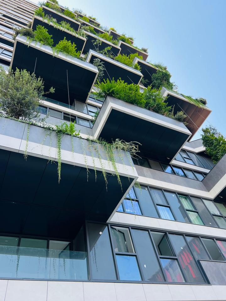 Spazio Ufficio in Affitto nel Bosco Verticale
