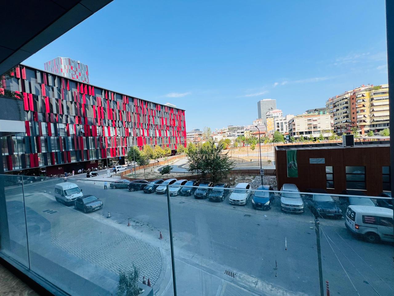 Spazio Ufficio in Affitto nel Bosco Verticale