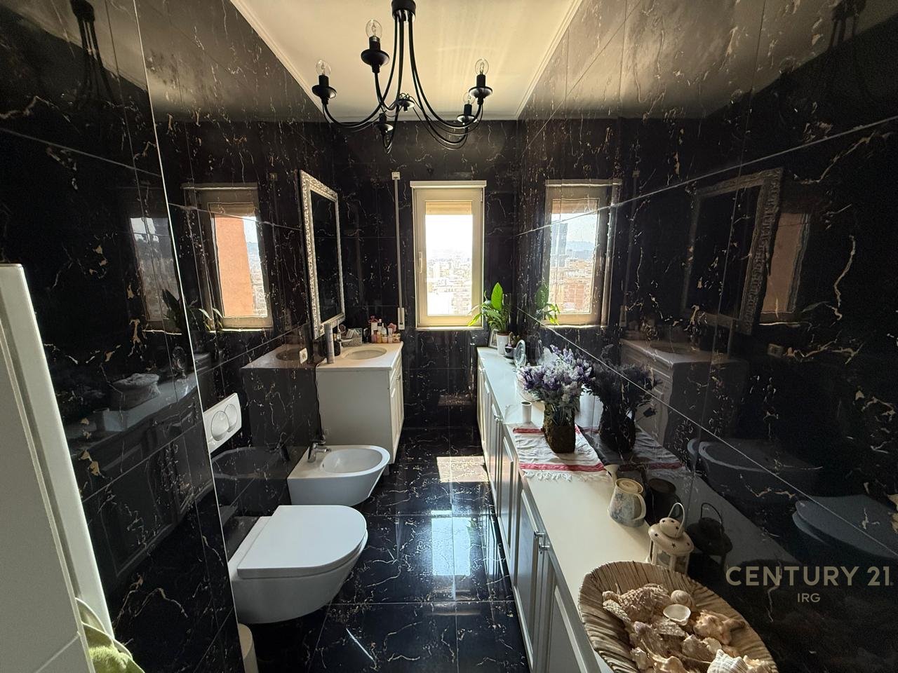 Penthouse ne Shitje te Rruga Panorama