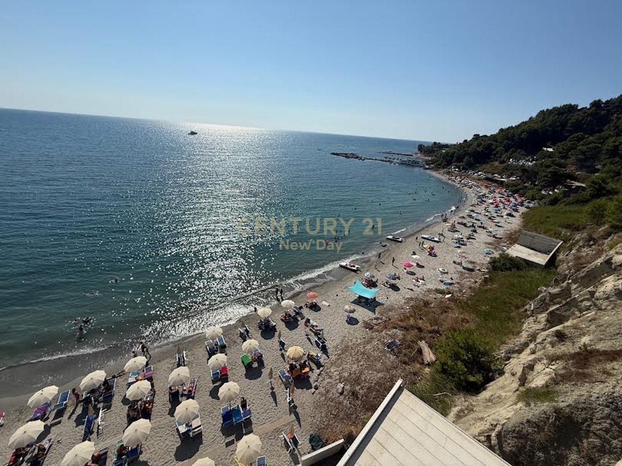 Apartament 2+1 Me Qira në Currila.
