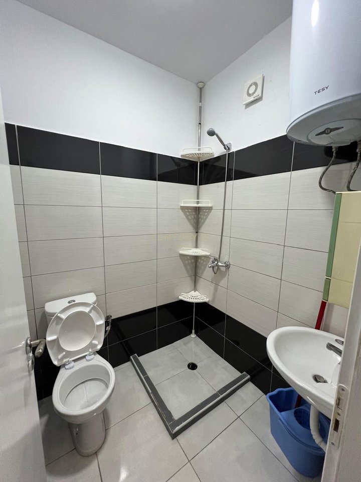 Apartament 3+2 Me Qira në Fresku, Tiranë - 500€ | 75 m²