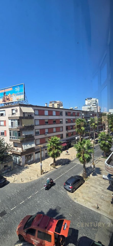 2+1 APARTMENT FOR RENT IN THE CENTER OF DURRES !!!