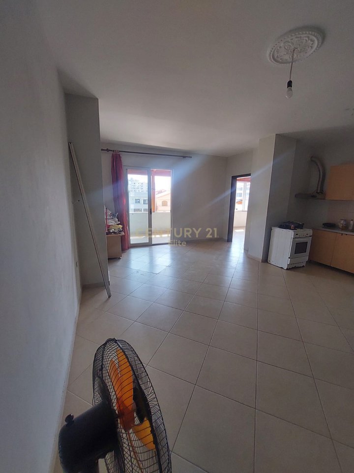 For sale, Apartment 2+1, Durres