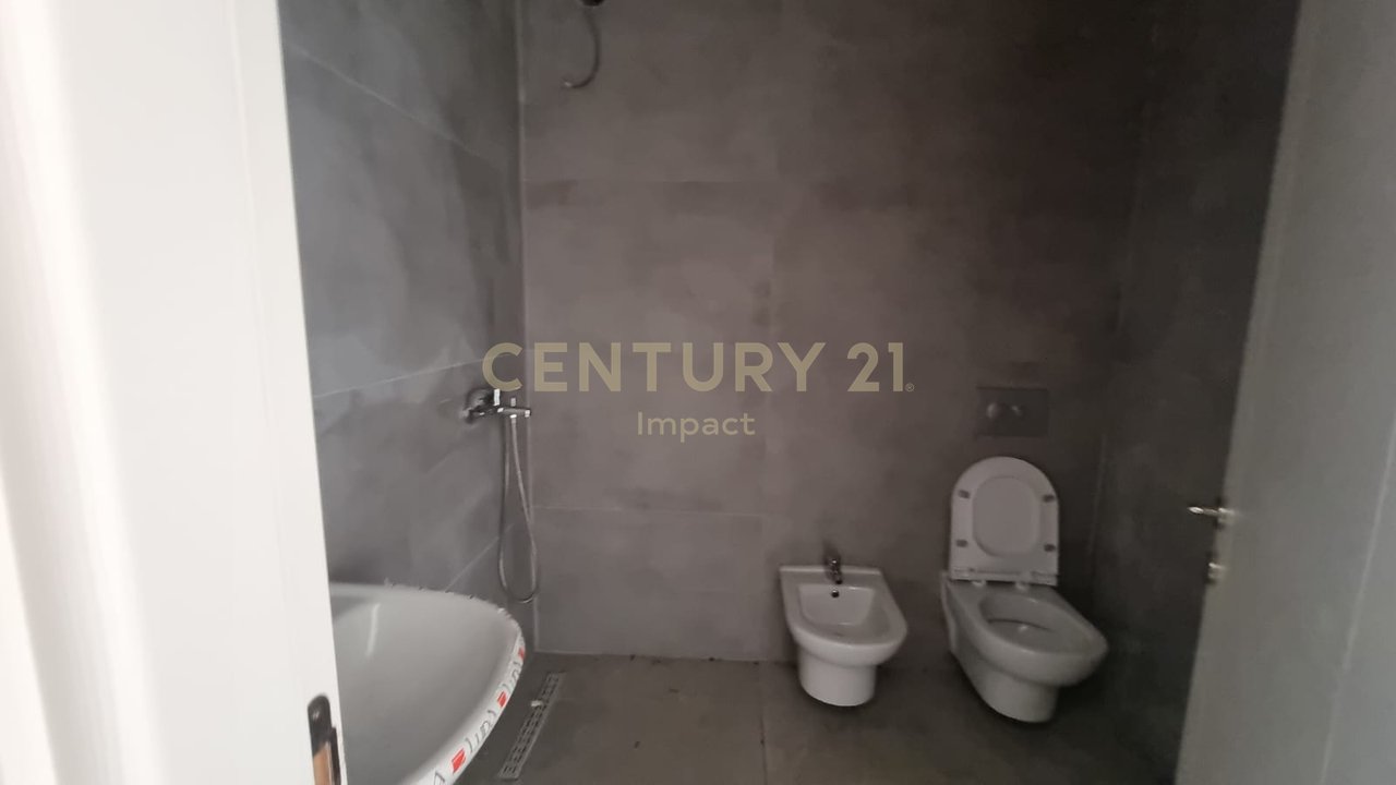 Studio for Rent in Xhamllik - 300€