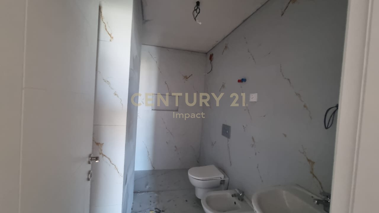 Appartamento 1+1 in affitto a Xhamlliku - 400€!