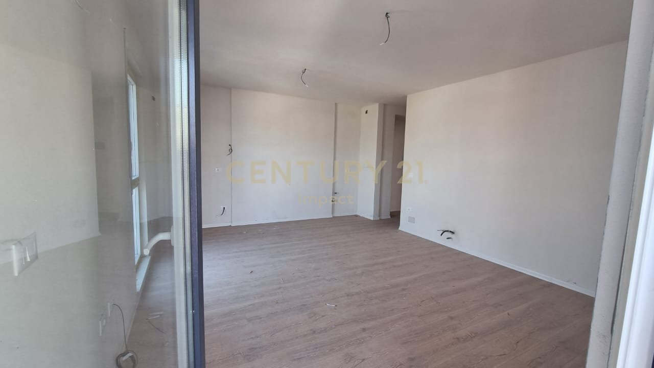 Appartamento 1+1 in affitto a Xhamlliku - 400€!