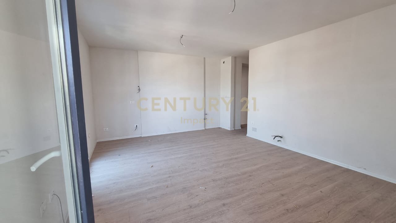 Appartamento 1+1 in affitto a Xhamlliku - 400€!