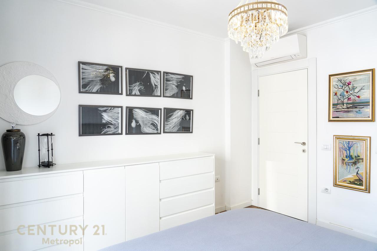 SUPER APARTMENT 2+1+2 FOR SALE, BOTANICAL GARDEN!