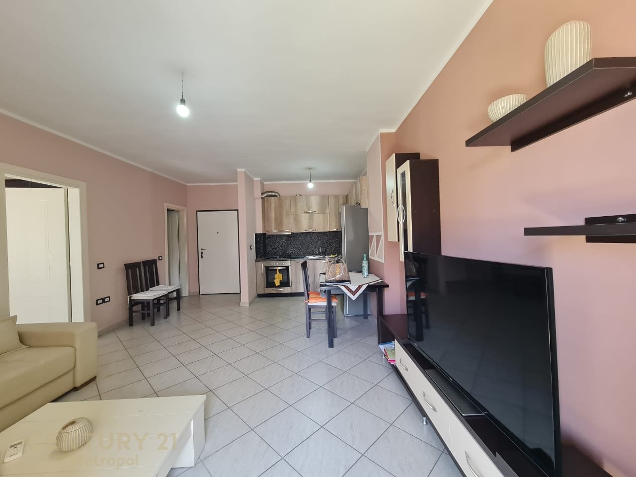 Apartament 1+1 në Shitje, Pranë Detit në Vlorë