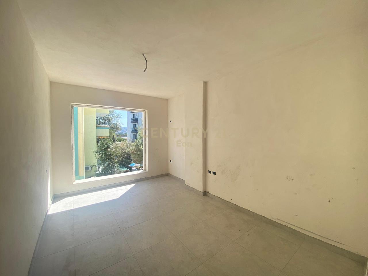 SHITET APARTAMENT 1+1  TEK LIBURNA RESIDENCE, NE GOLEM !